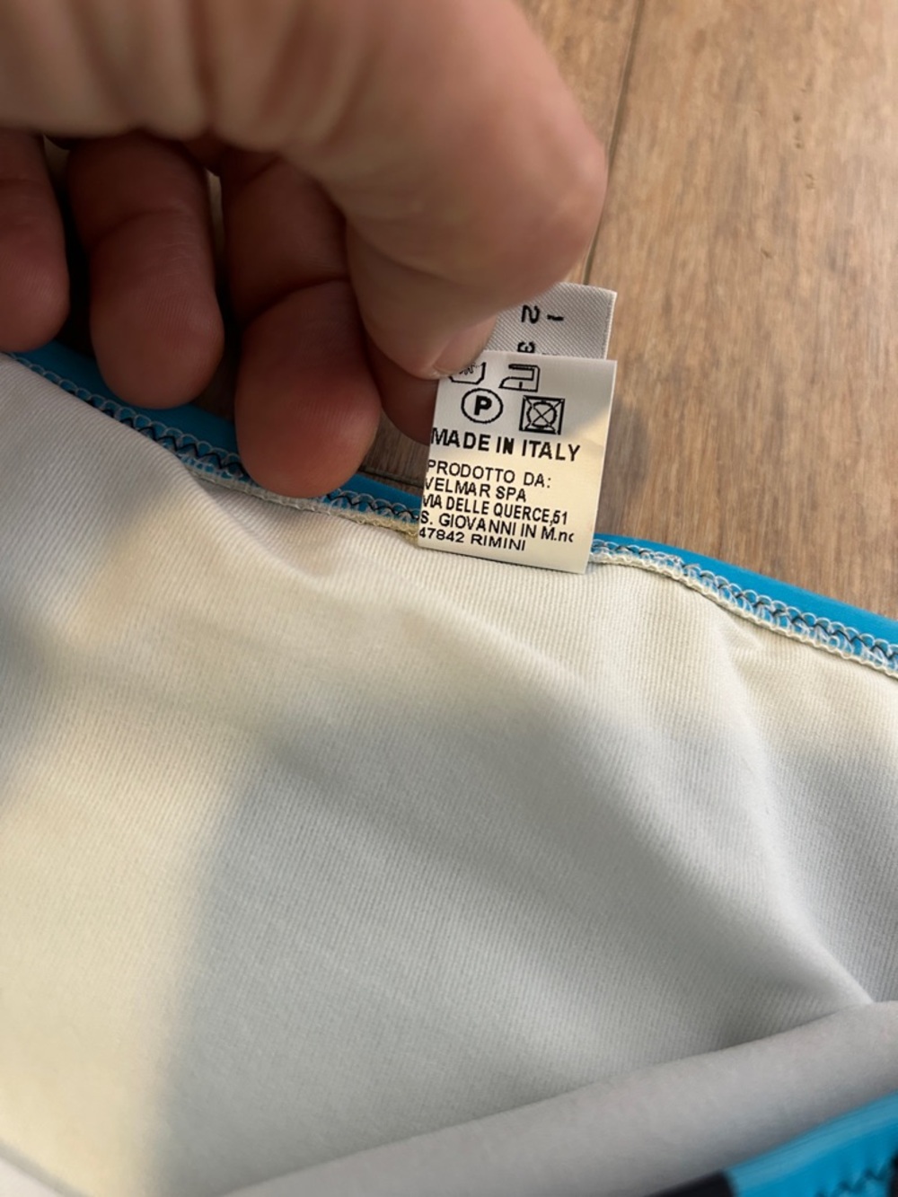 Moschino White Swim Bottom with Turquoise Trim size US 6 \ small - Picture 7 of 10